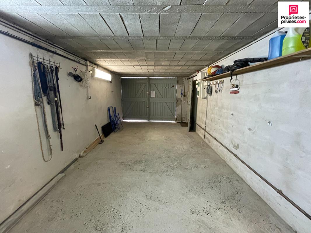 QUINSON Maison de village avec garage et terrasse Quinson (04500) 12