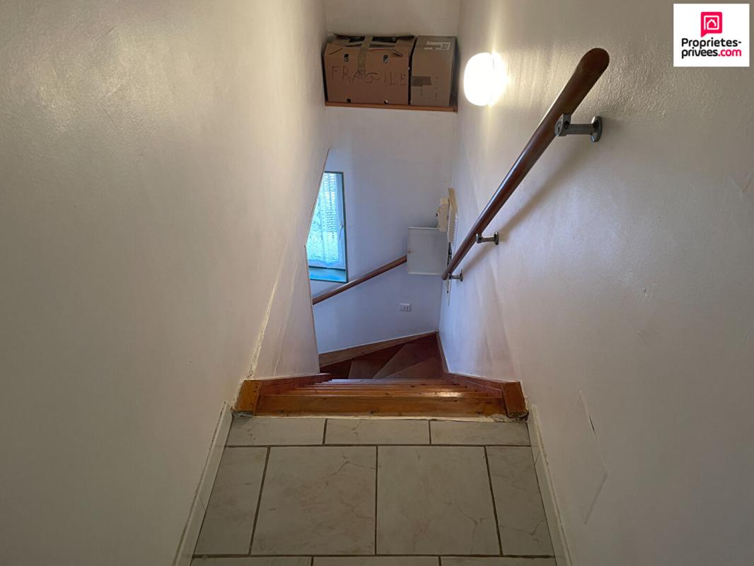 QUINSON Maison de village avec garage et terrasse Quinson (04500) 16