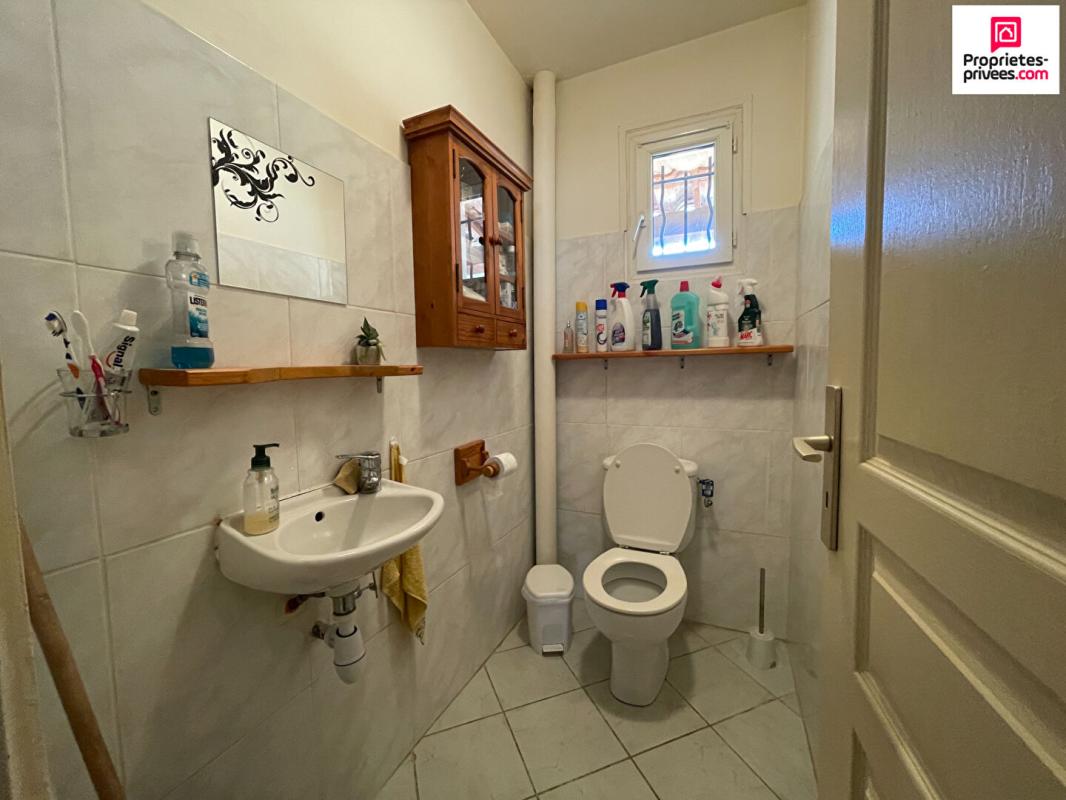 QUINSON Maison de village avec garage et terrasse Quinson (04500) 5