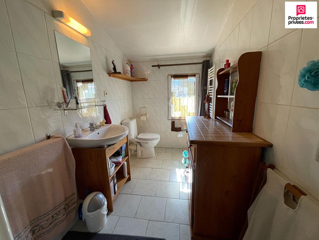 QUINSON Maison de village avec garage et terrasse Quinson (04500) 9