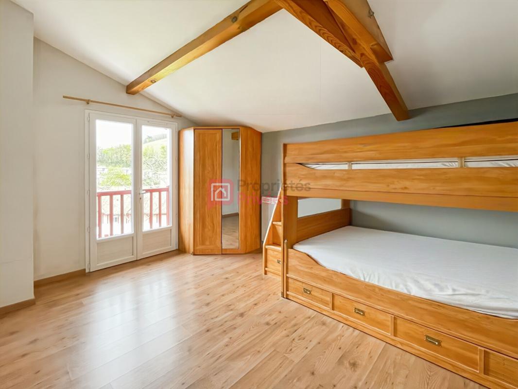 CAMBO-LES-BAINS Villa MENDI Quartier Francessenia 12