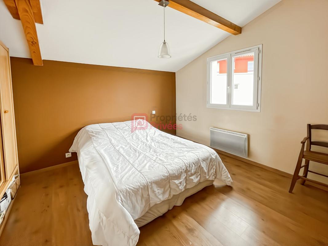 CAMBO-LES-BAINS Villa MENDI Quartier Francessenia 13