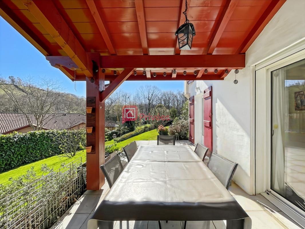 CAMBO-LES-BAINS Villa MENDI Quartier Francessenia 6