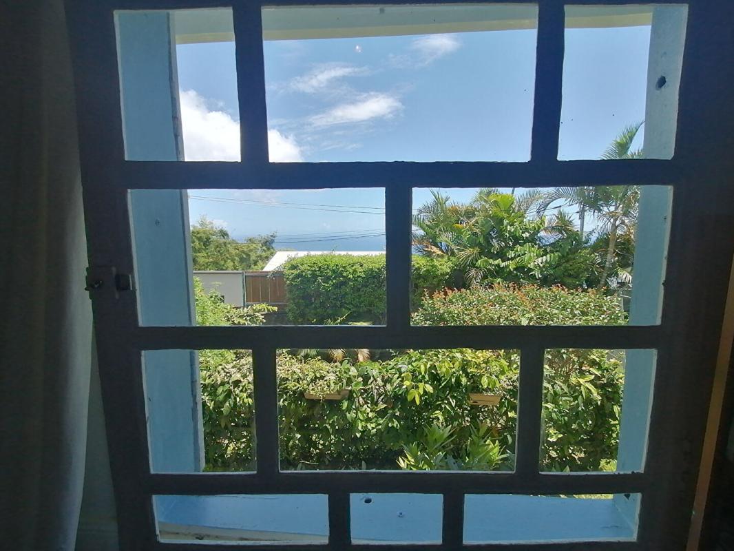 SAINT-DENIS Magnifique villa créole Saint-Denis La Réunion (La Montagne) 4 pièce(s) 151 m2 13