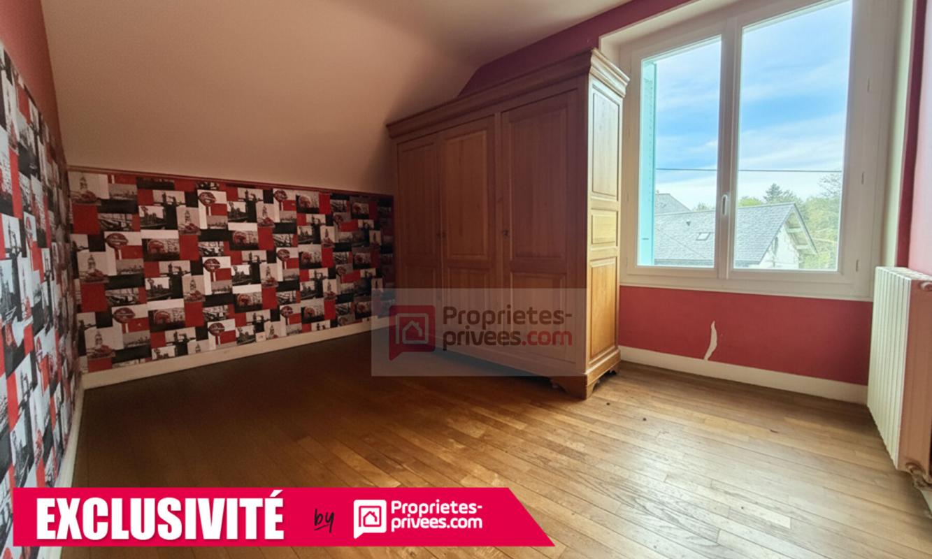 SAINT-HILAIRE-PEYROUX Maison Familiale d'environ 110m² avec véranda et terrain de 789 m²-Saint-Hilaire-Peyroux 10