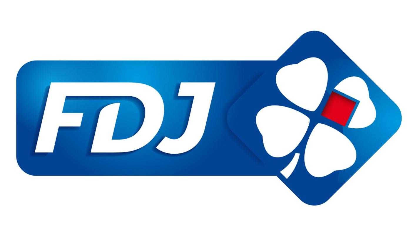 LE CREUSOT 71200 LE CREUSOT -  TABAC PRESSE FDJ  BIMBELOTERIE 50 M² avec LOGEMENT 5