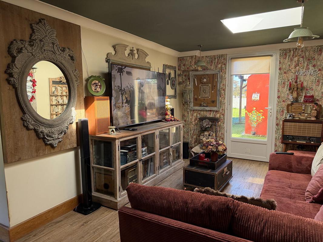 MIRAMONT-DE-GUYENNE Maison spacieuse composée de deux logements indépendants avec jardin de ville clos 5