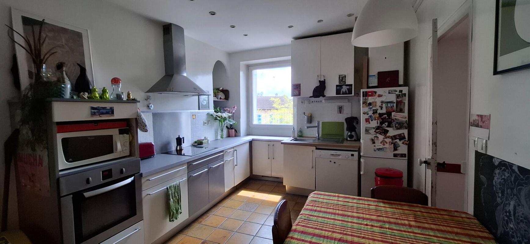 BOURG-EN-BRESSE Appartement Centre Bourg En Bresse 4 pièce(s) 112 m2 2