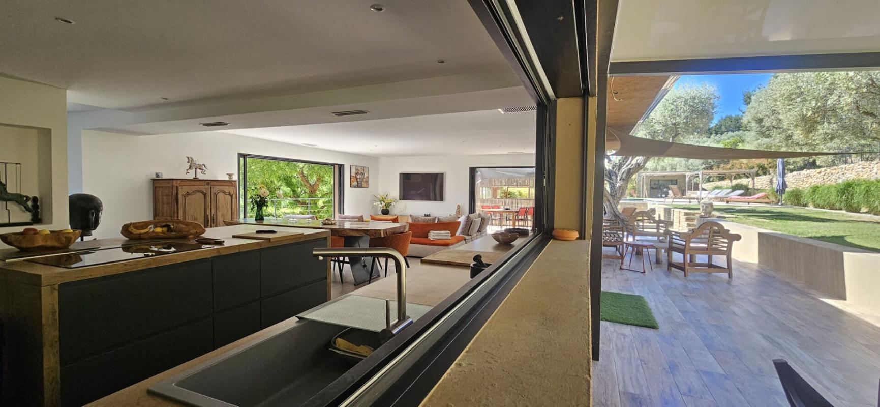 SANARY-SUR-MER VILLA Sanary Sur Mer 230 m2 2