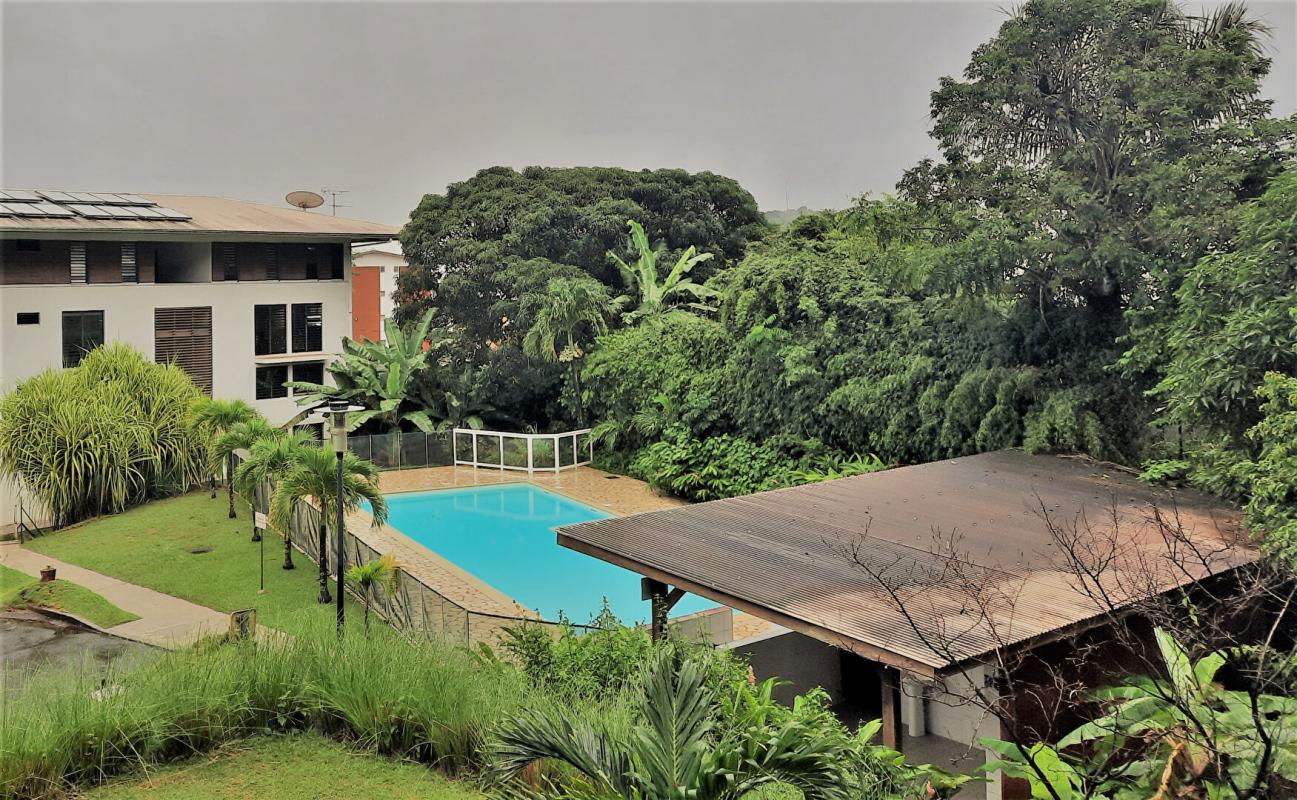 CAYENNE BADUEL Appartement 1 pièce(s) 17.90 m2 + PISCINE 1