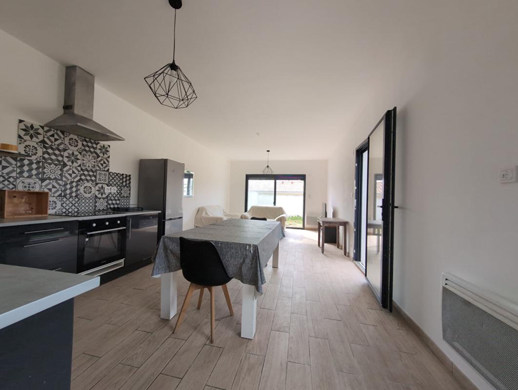 ARVEYRES Maison contemporaine très lumineuse 4