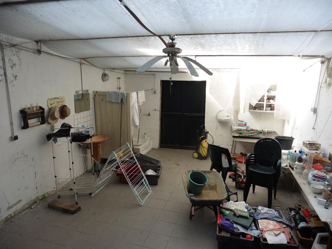 QUIMPERLE Ensemble immobilier QUIMPERLE 9 pièces 206 m2 habitables 6