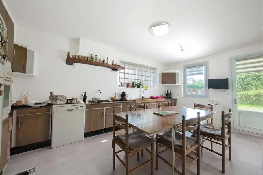 SAINT-MARTIN-DU-BOIS Maison en Pierre 9