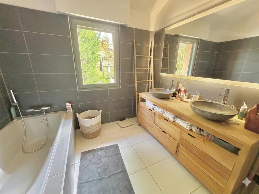 LALBENQUE Lalbenque Maison 3 chambres + mezzanine sur terrain avec piscine 14