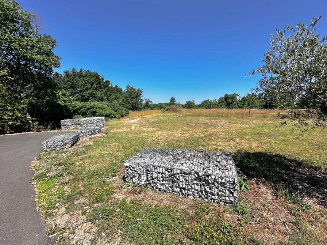 LALBENQUE Lalbenque Maison 3 chambres + mezzanine sur terrain avec piscine 4