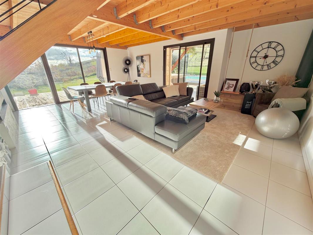 LALBENQUE Lalbenque Maison 3 chambres + mezzanine sur terrain avec piscine 6