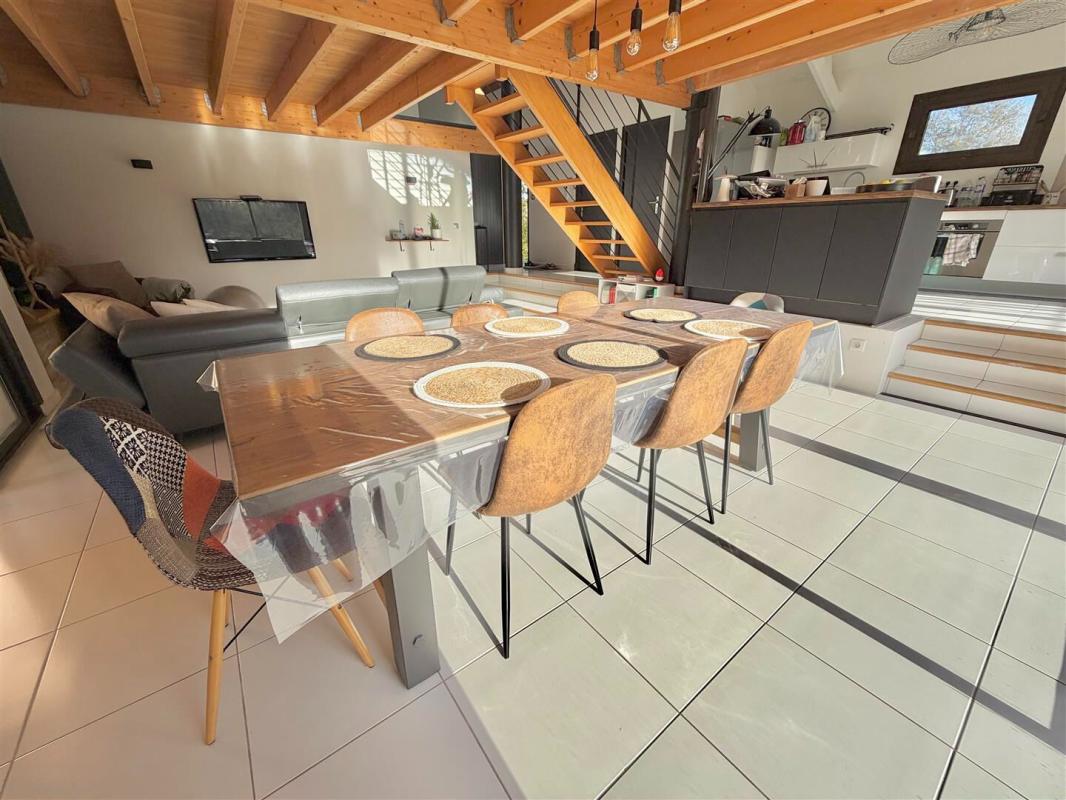 LALBENQUE Lalbenque Maison 3 chambres + mezzanine sur terrain avec piscine 7