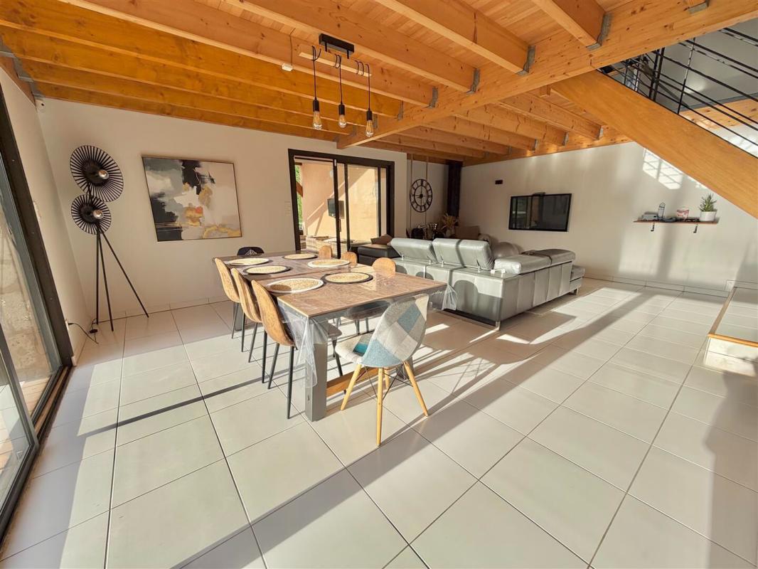 LALBENQUE Lalbenque Maison 3 chambres + mezzanine sur terrain avec piscine 8