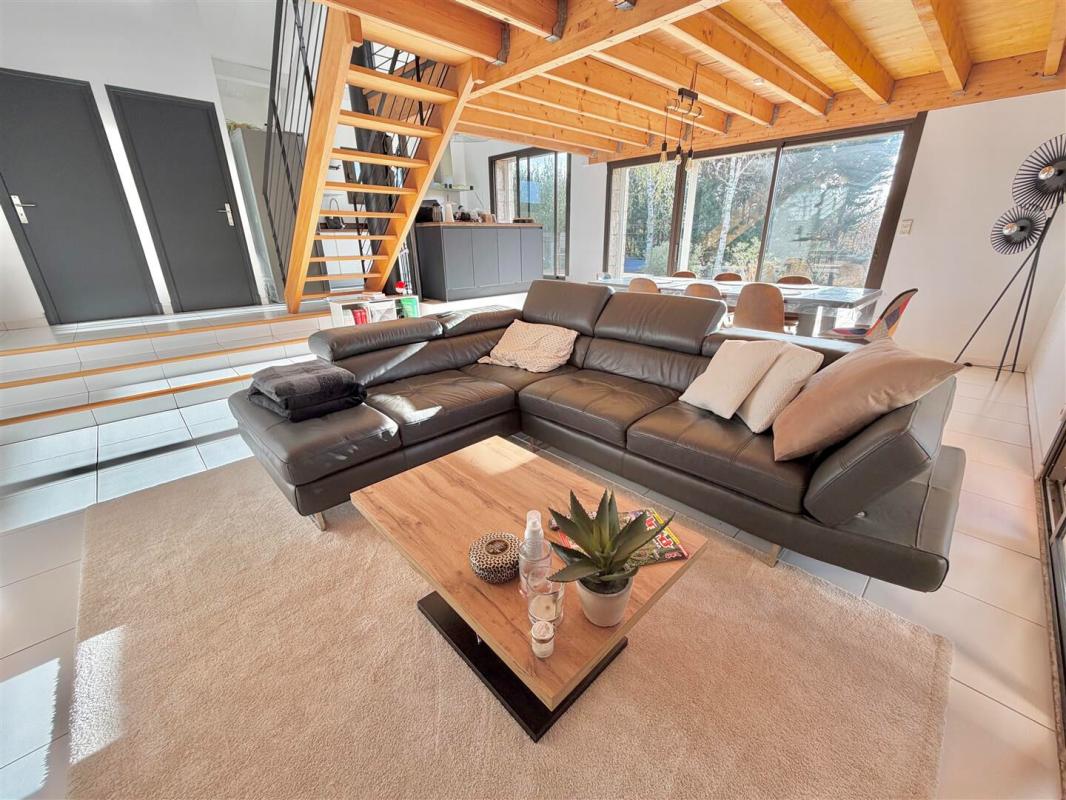 LALBENQUE Lalbenque Maison 3 chambres + mezzanine sur terrain avec piscine 9