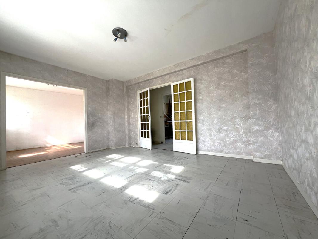 LES CLAYES-SOUS-BOIS Appartement aux clayes-sous-Bois - 4 pièces 4