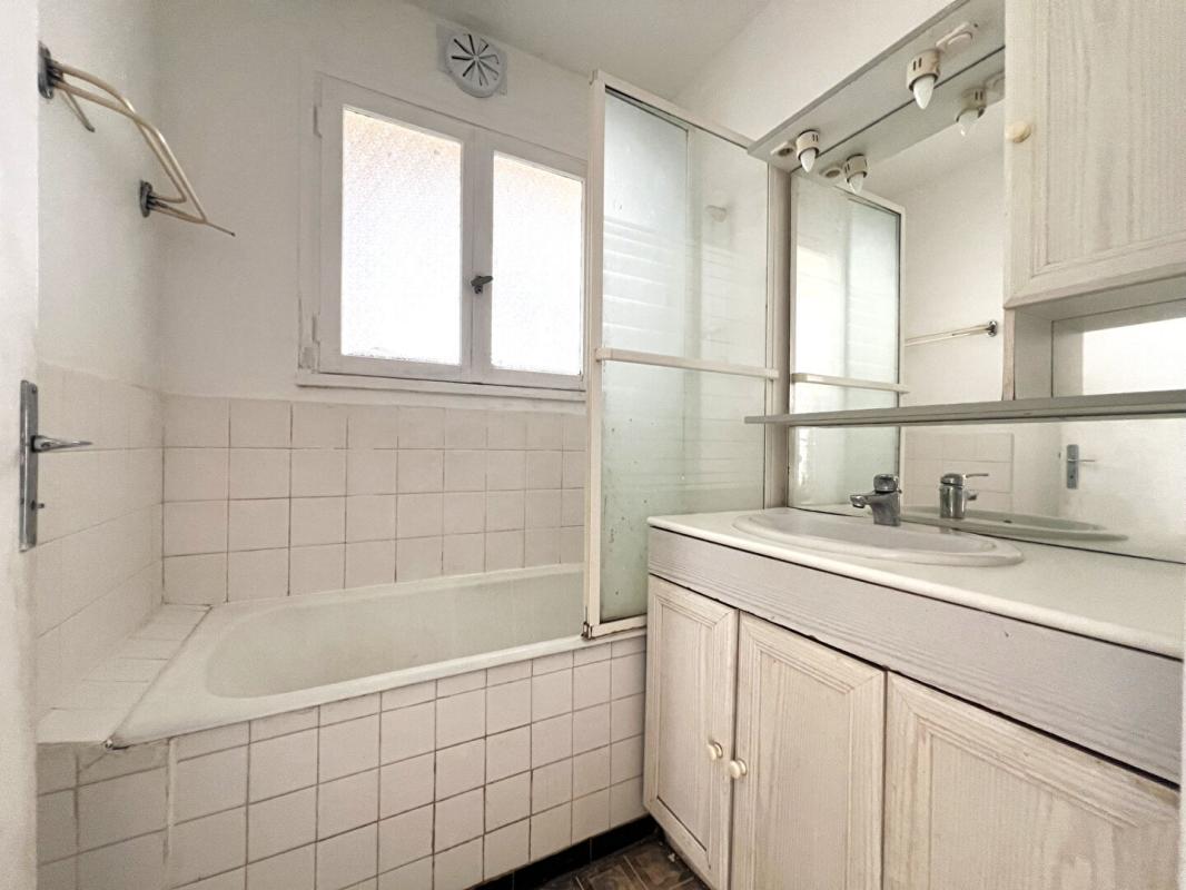 LES CLAYES-SOUS-BOIS Appartement aux clayes-sous-Bois - 4 pièces 7