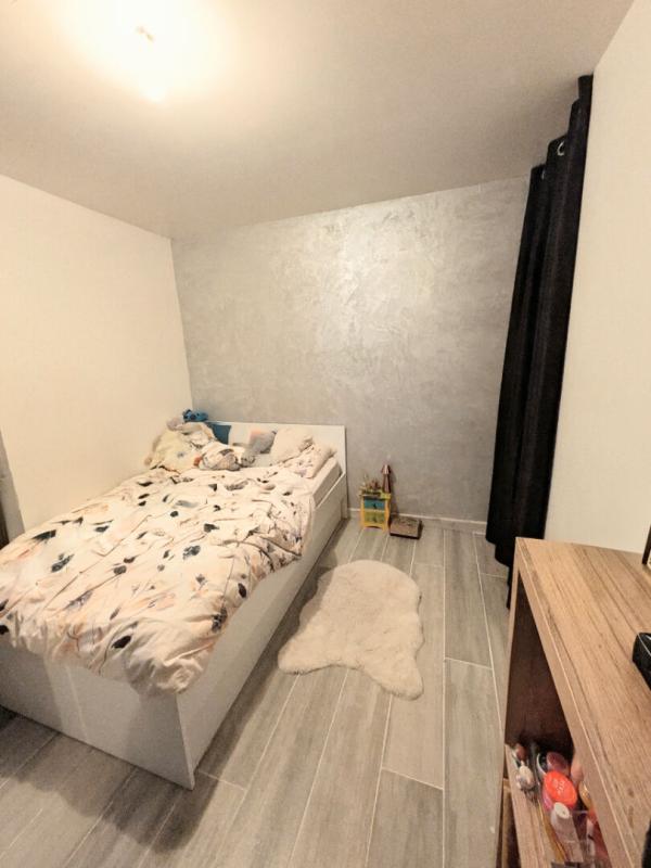 PEYRUIS Maison de plain pied 12