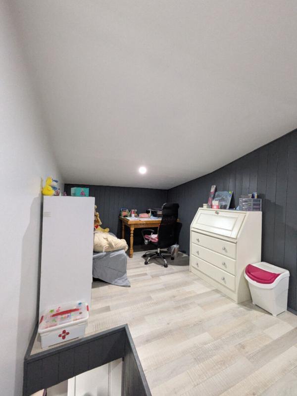 PEYRUIS Maison de plain pied 15