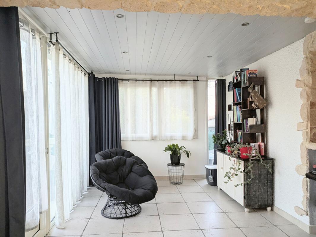 PEYRUIS Maison de plain pied 5