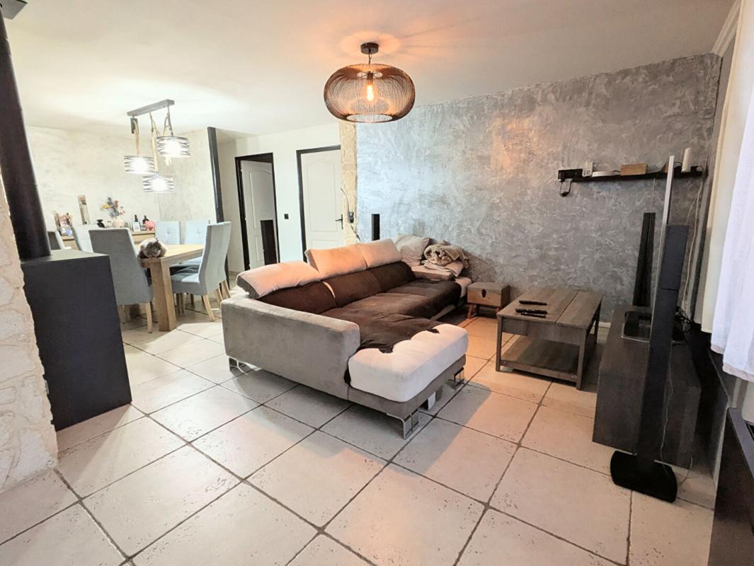 PEYRUIS Maison de plain pied 7