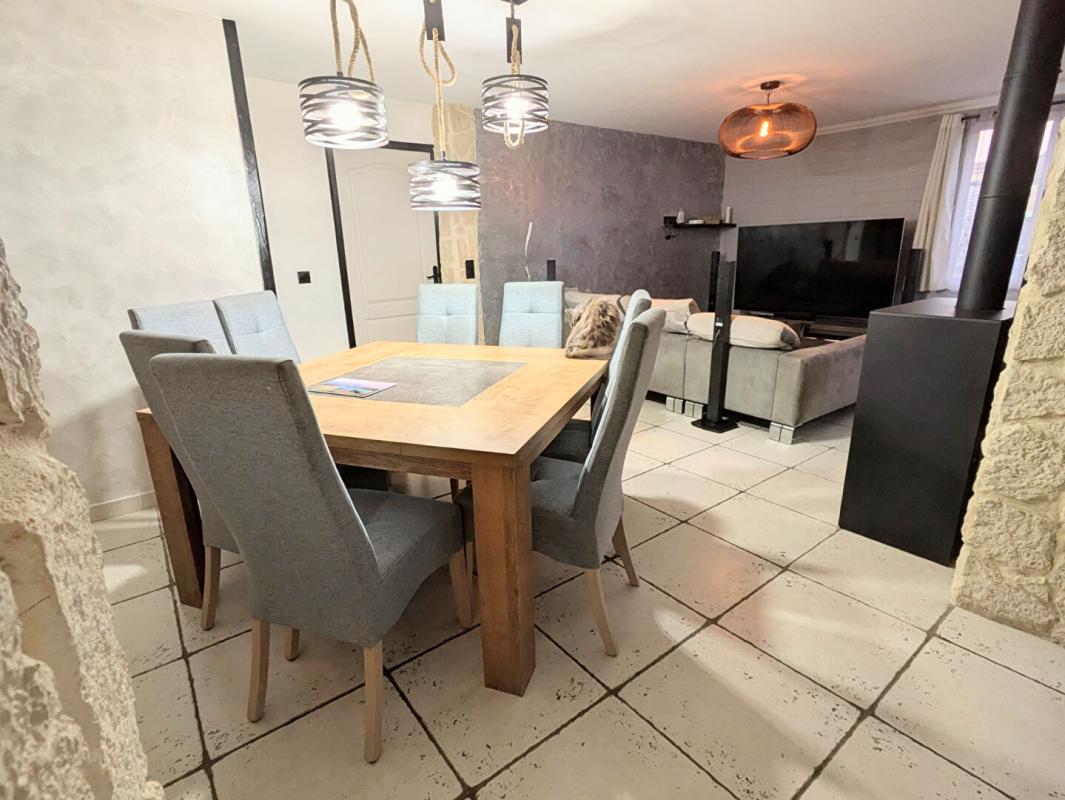 PEYRUIS Maison de plain pied 8