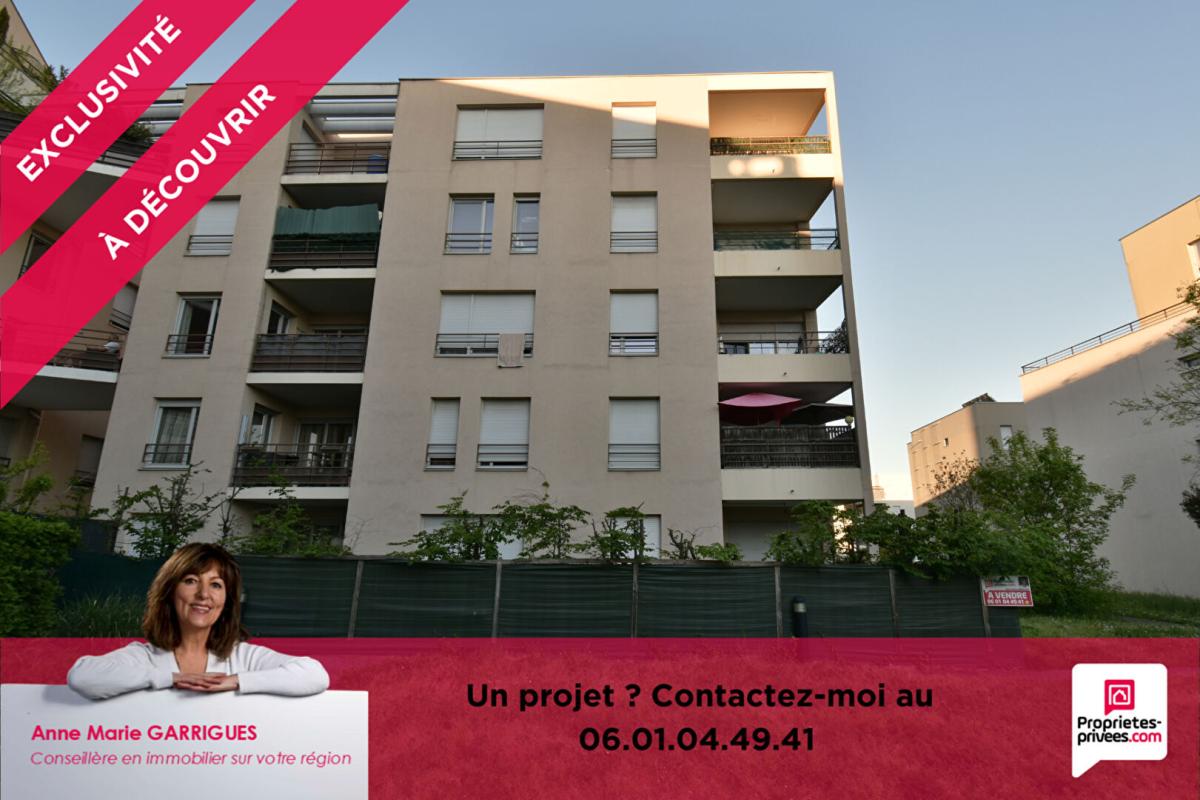 VAULX-EN-VELIN T3  très lumineux de 60 m2 - Rez de jardin - Vaulx En Velin 1