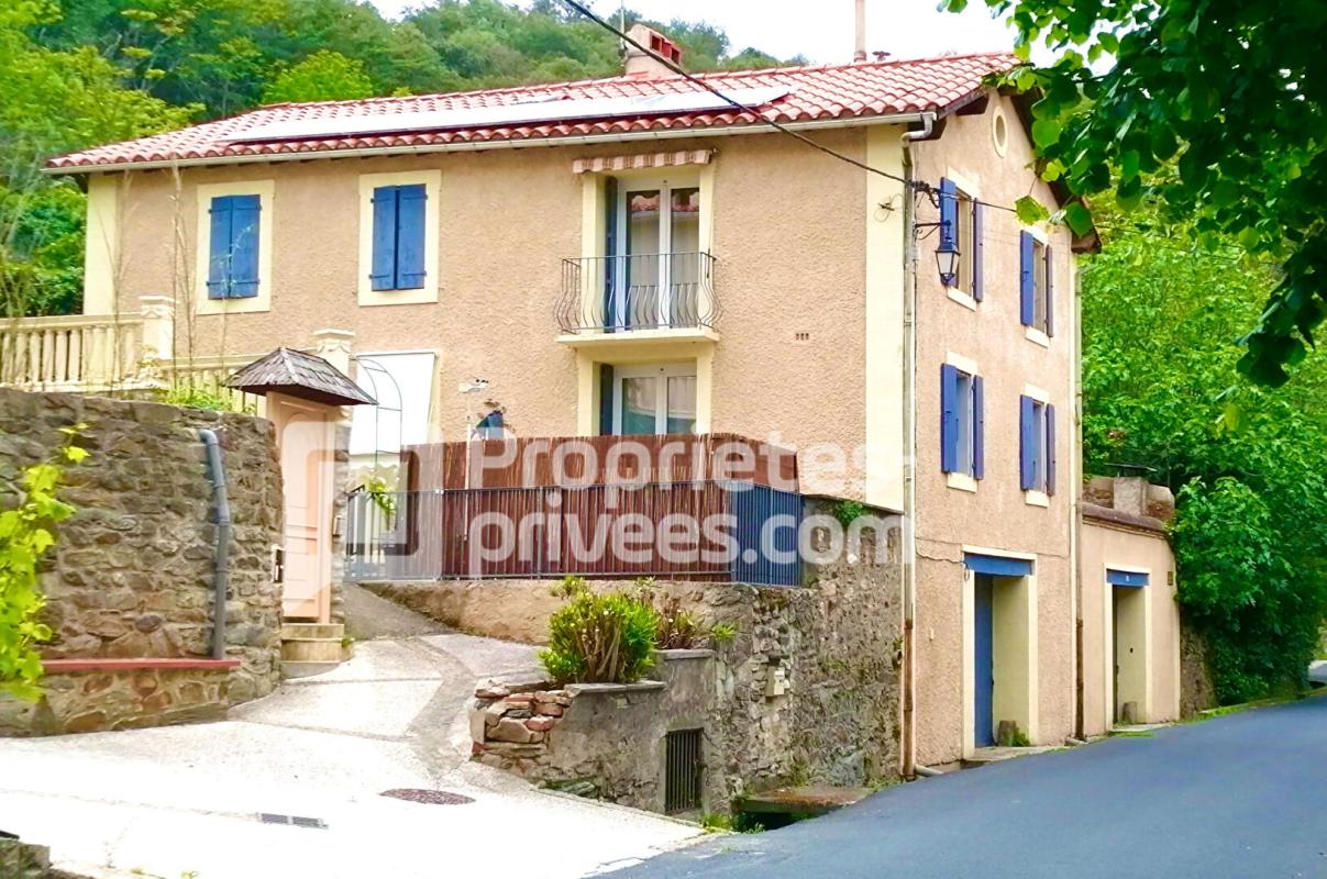 RIA-SIRACH Maison Ria Sirach 7 pièce(s) 149 m2 1
