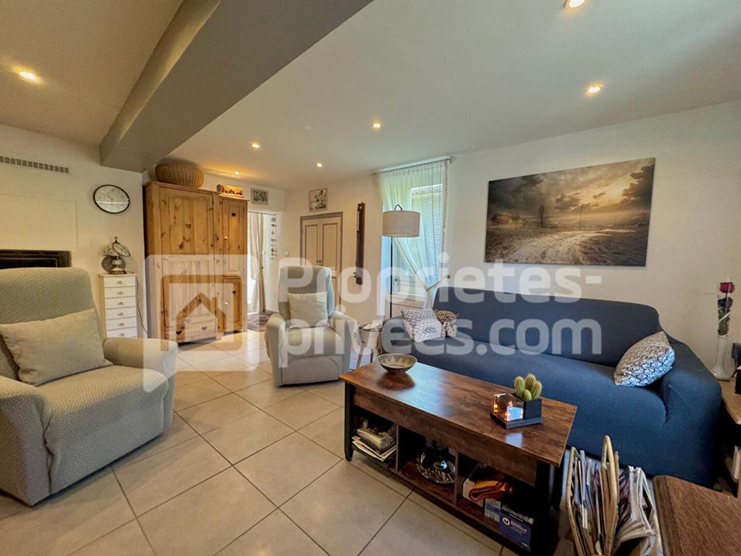 RIA-SIRACH Maison Ria Sirach 7 pièce(s) 149 m2 4