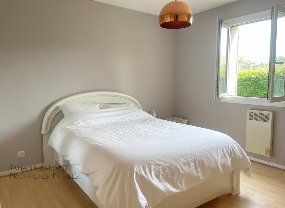 SATHONAY-VILLAGE Maison Sathonay Village 6 pièce(s) 172 m2 12