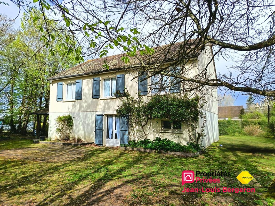 CLERE-LES-PINS Maison familiale 4 chambres 148 m² _ Terrain arboré _DPE B 1