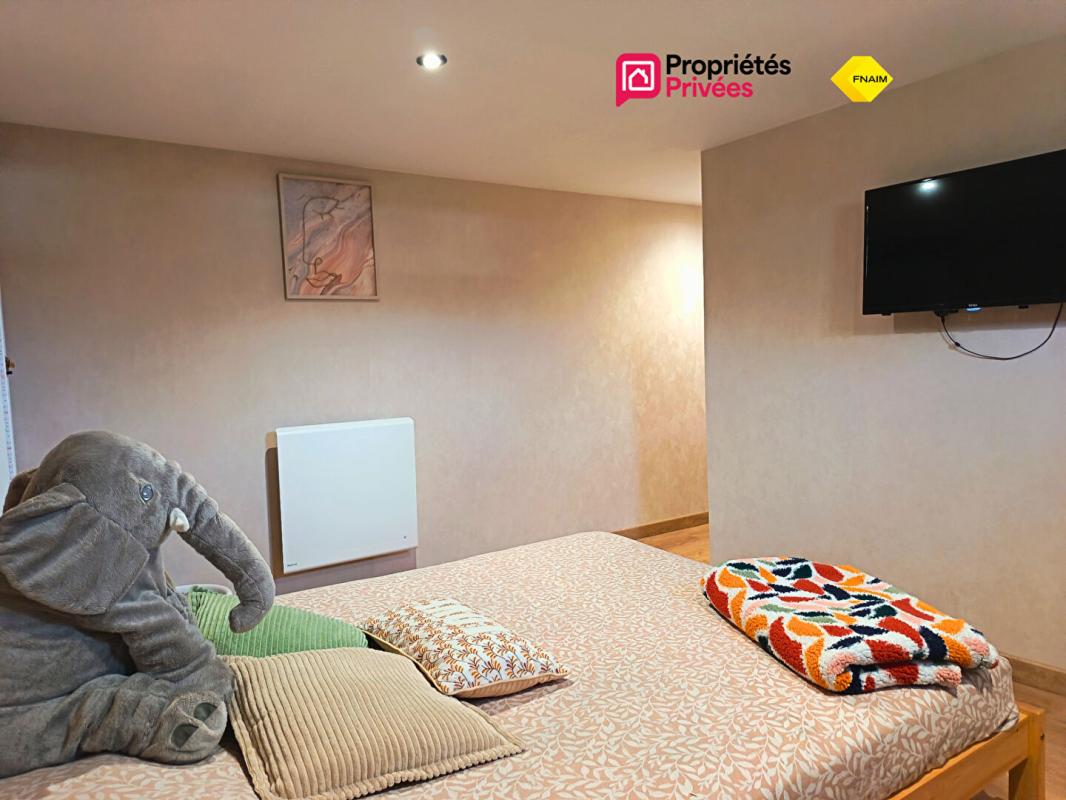 CLERE-LES-PINS Maison familiale 4 chambres 148 m² _ Terrain arboré _DPE B 11