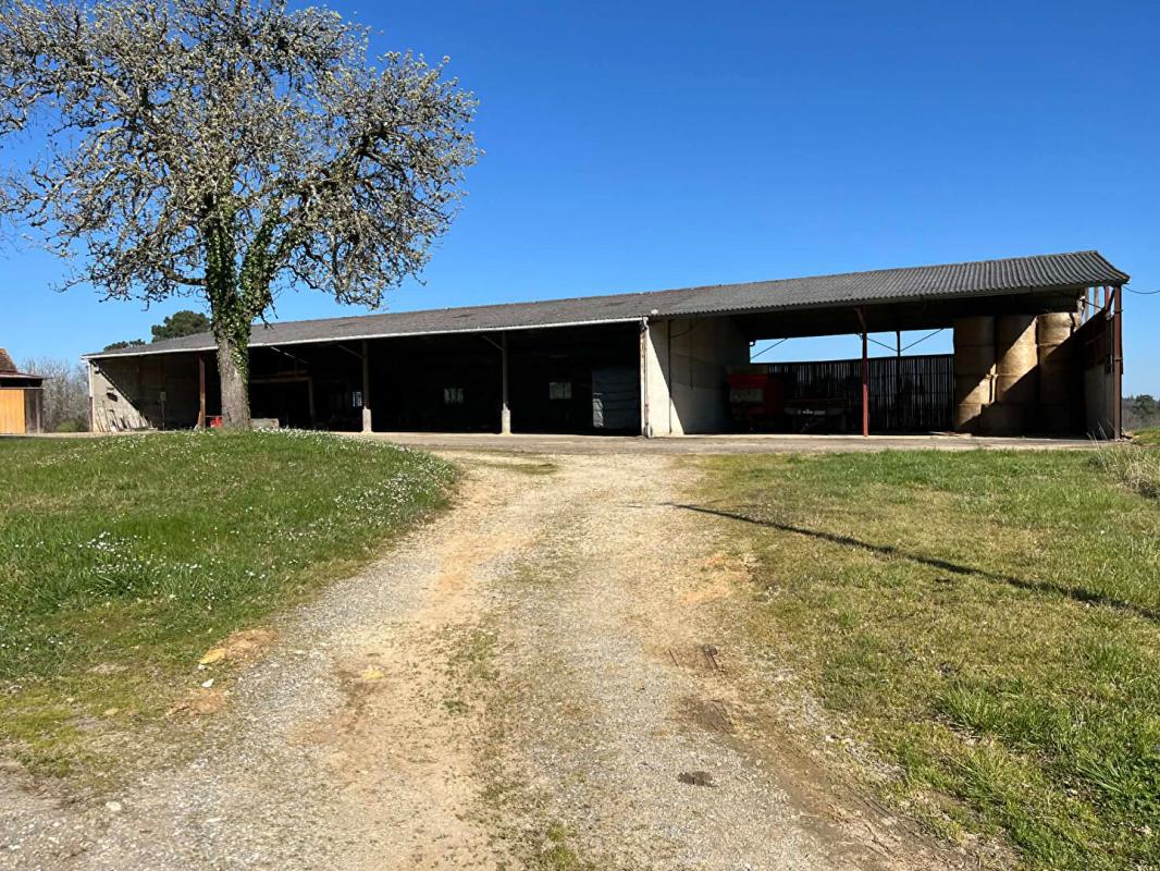 CAMPSEGRET Propriété avec terres et étangs Campsegret 430 m2 18