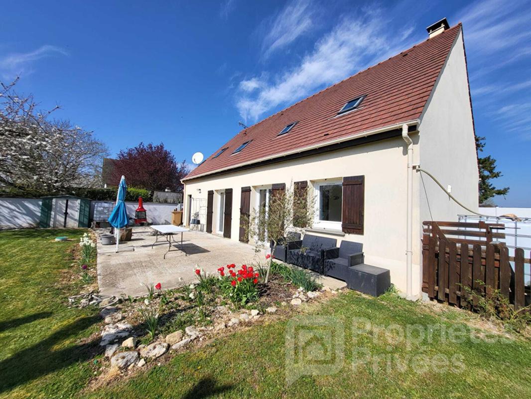 SERMAISES Maison Sermaises 131m&, 5 chambres, garage et jardin 1