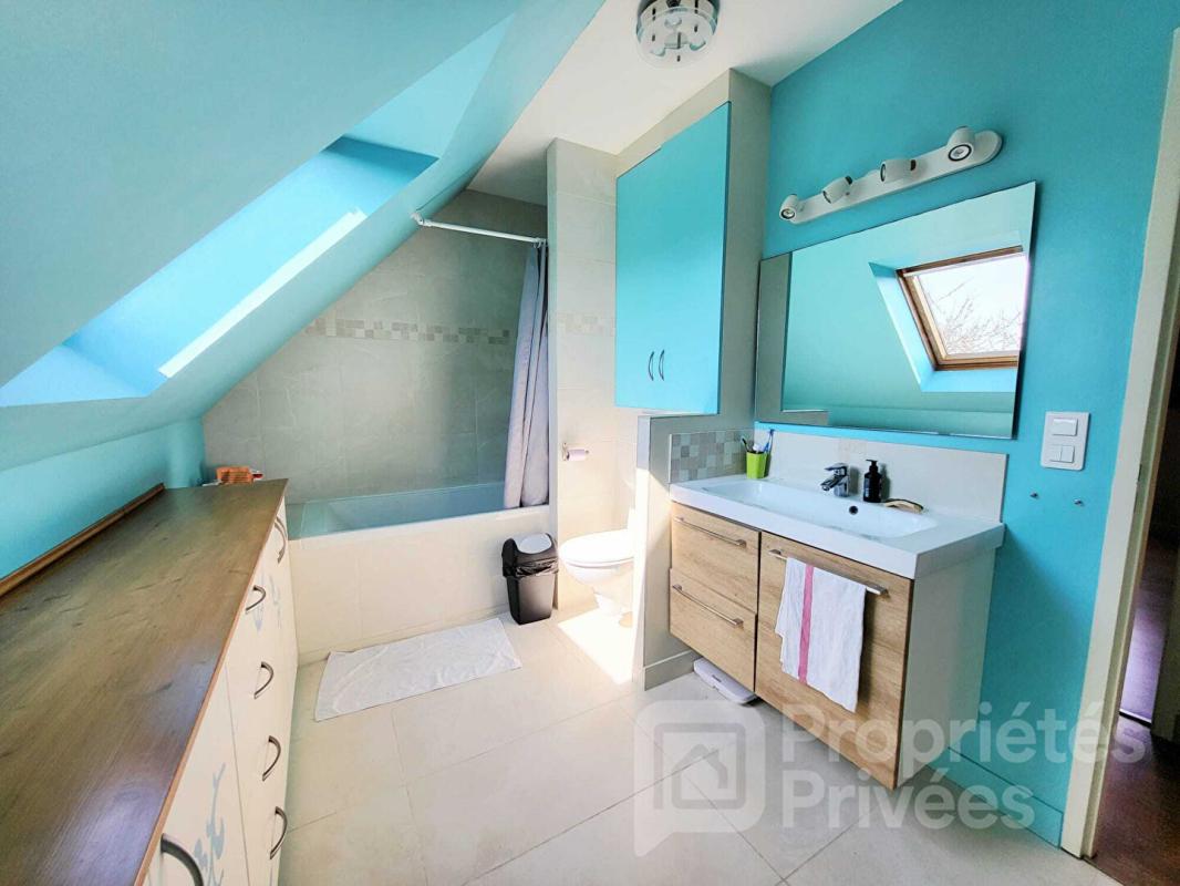 SERMAISES Maison Sermaises 131m&, 5 chambres, garage et jardin 13