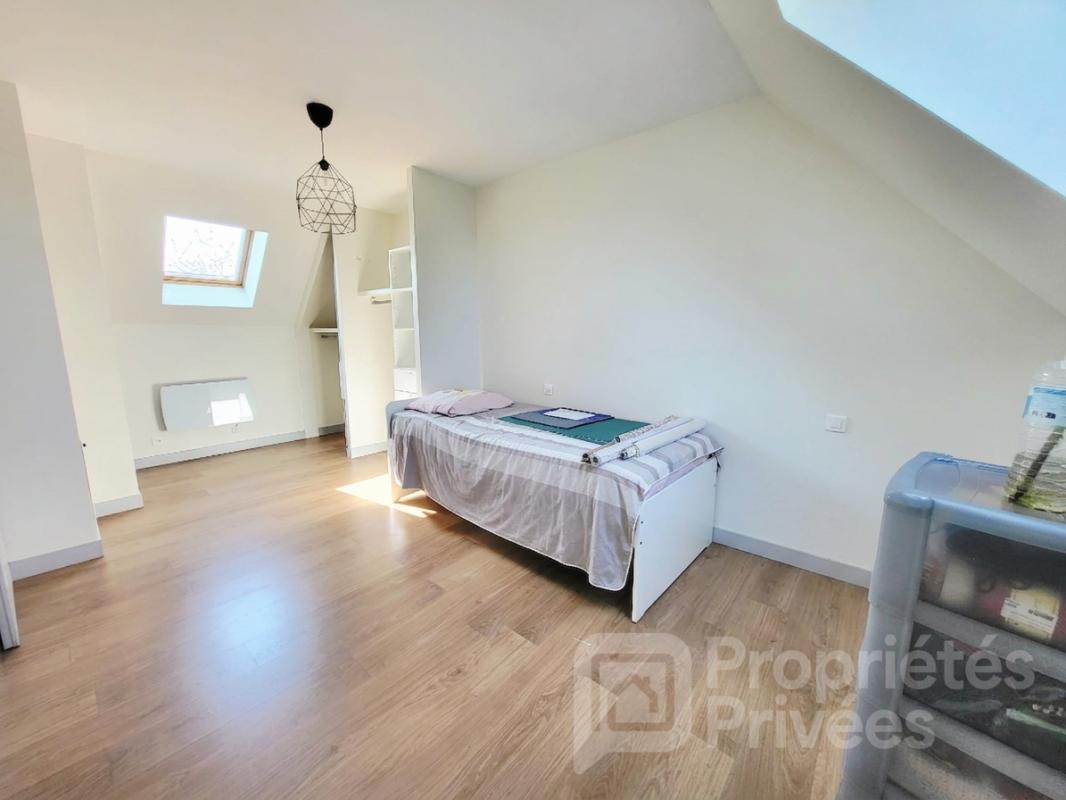 SERMAISES Maison Sermaises 131m&, 5 chambres, garage et jardin 15