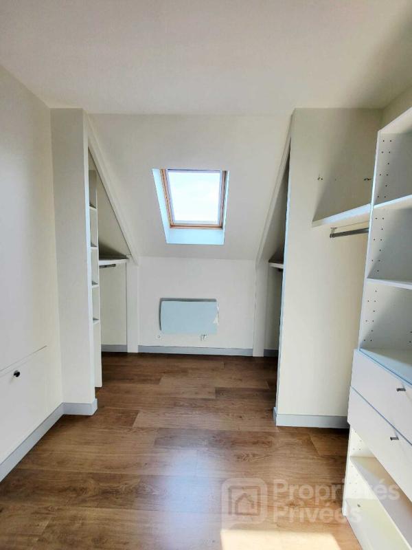 SERMAISES Maison Sermaises 131m&, 5 chambres, garage et jardin 16