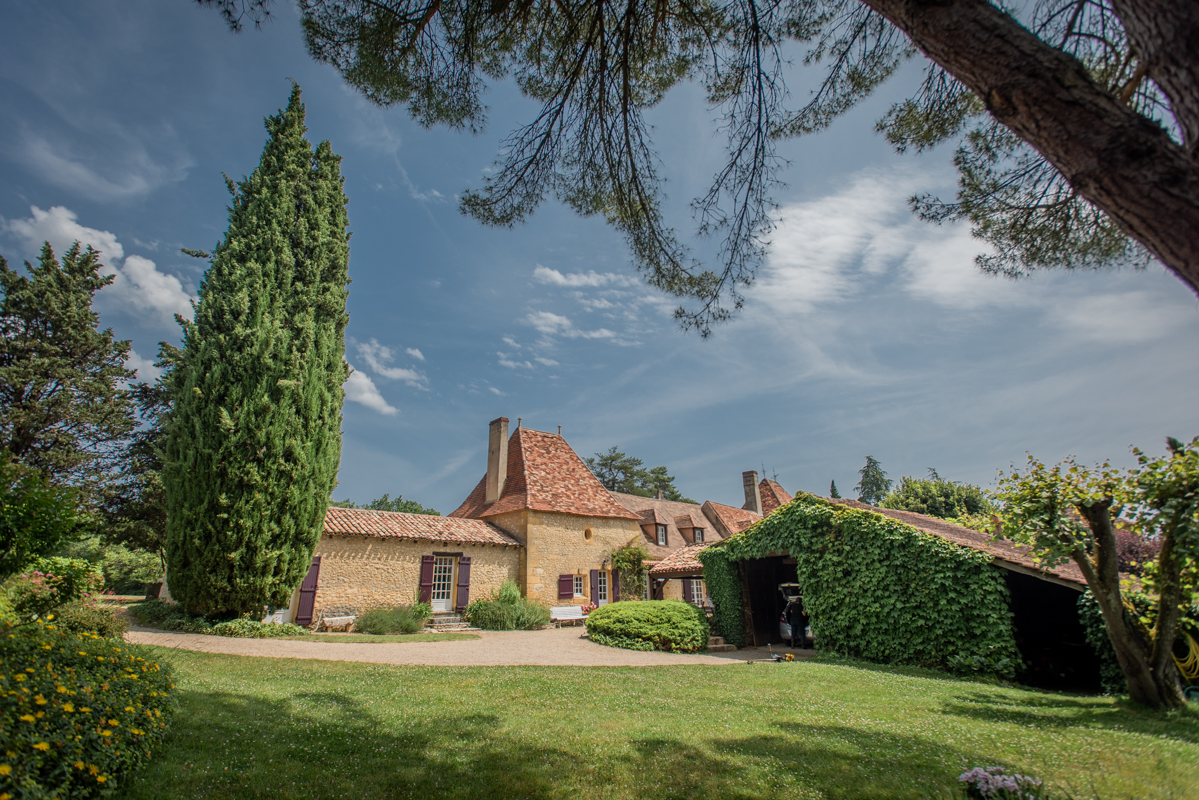 LALINDE 24150 Charmant Domaine , +/-392m2, 10 ch, dépendance , piscine, +/-13ha 15