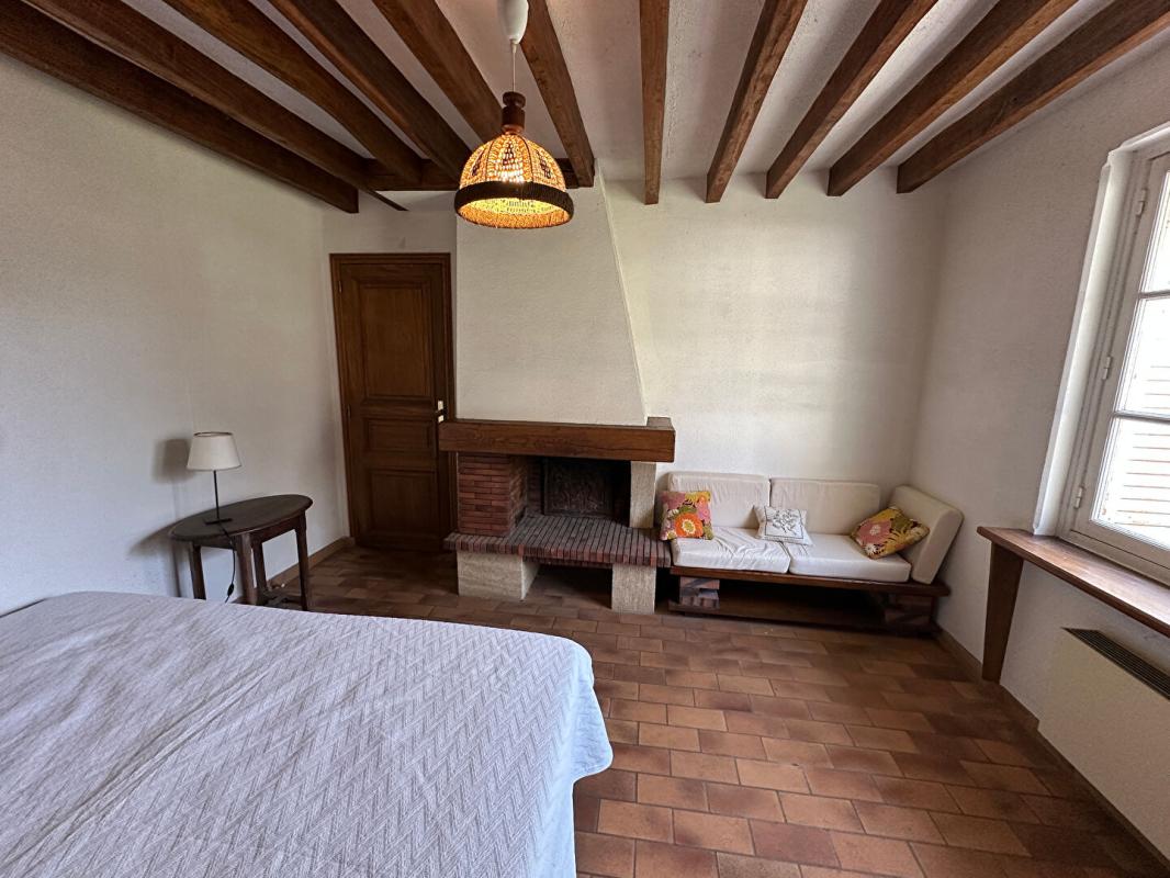 MUZY Maison Muzy 6 pièce(s) 109 m2 16
