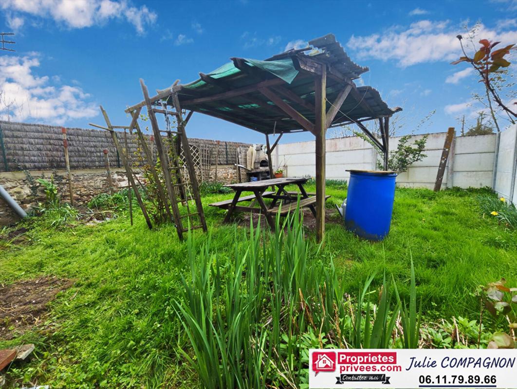 MAUMUSSON Maison 1 chambre 42 m²  garage jardin et grenier aménageable 15