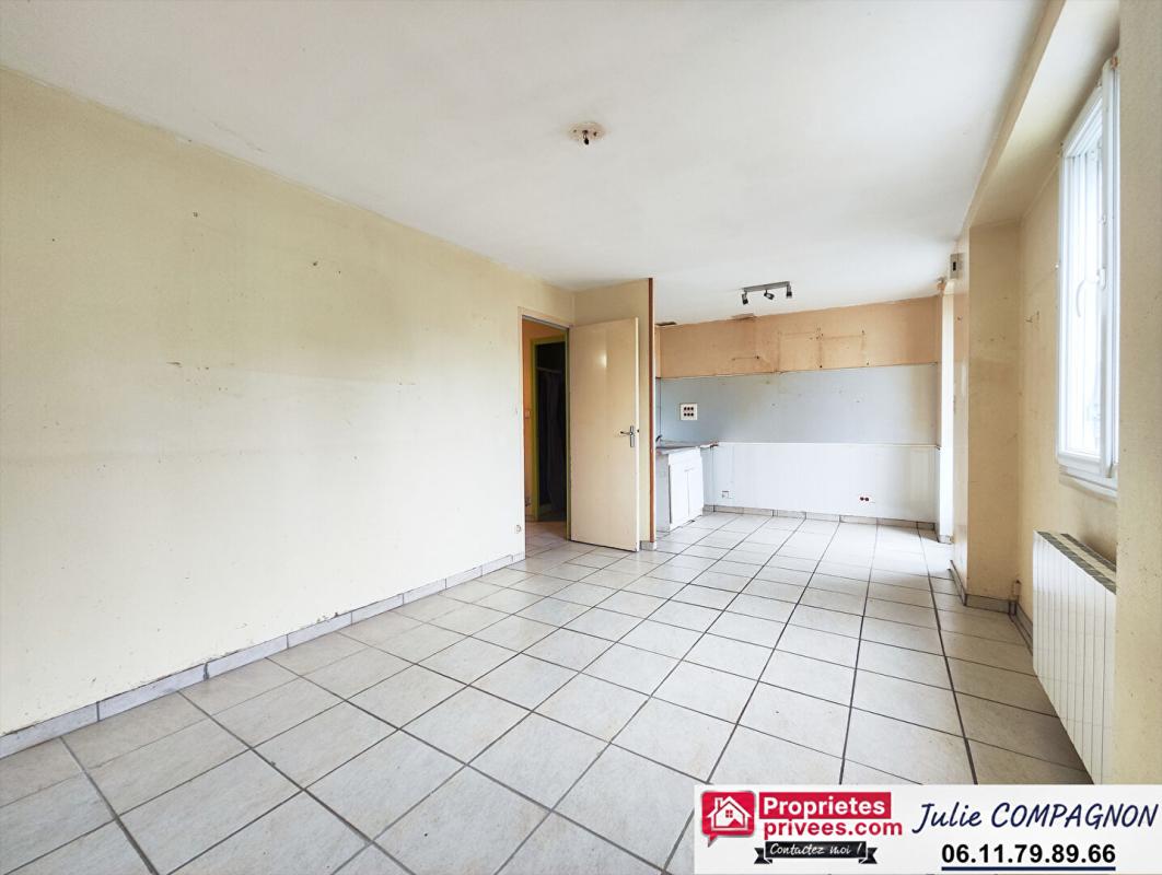 MAUMUSSON Maison 1 chambre 42 m²  garage jardin et grenier aménageable 6