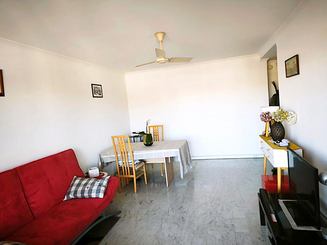 LE CANNET LE CANNET MAIRIE : 3 PIECES 3