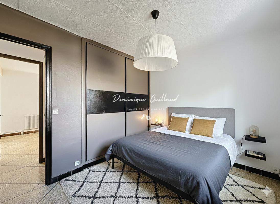 NIMES Maison de ville avec jardin et garage 5 pièces-Nîmes Jean-Jaurès 8