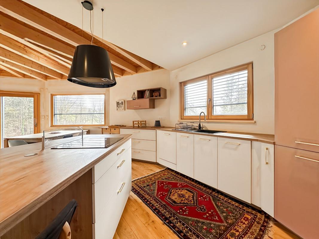 ODEREN Superbe demeure contemporaine, Oderen 68830, 6 pièces 120 m2, terrain 25 ares 6