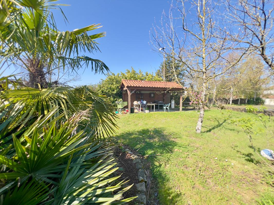 SèVREMOINE Maison Sevremoine 6 pièce(s) 141 m2 2