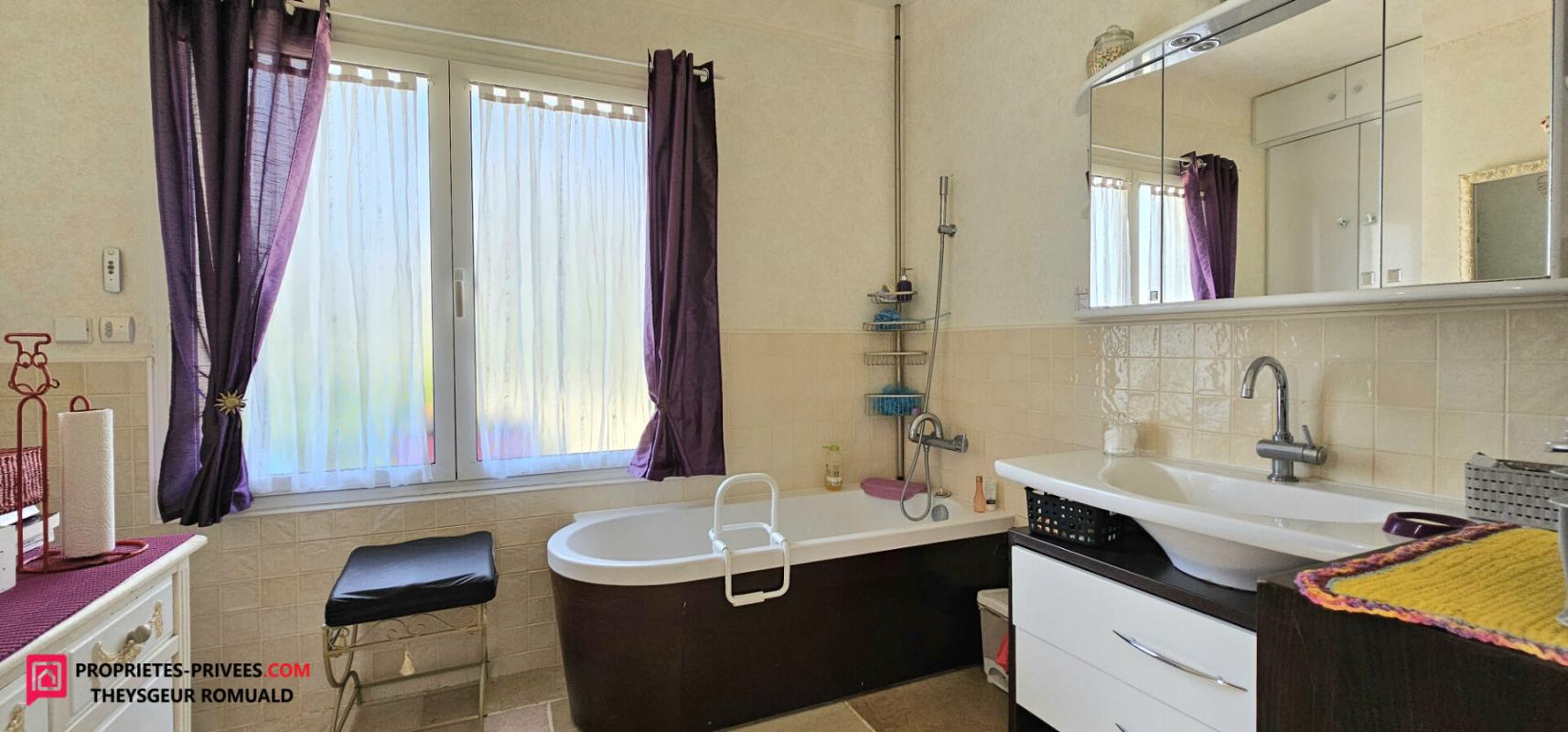 EGREVILLE Magnifique maison plain pied de 2009 de 200 m2 9